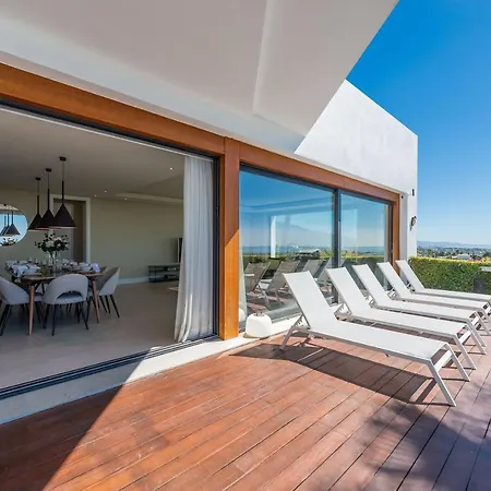 Vacation Marbella I Paraiso The View, Infinity Heated Pool, Sea View, 24-7 Security, Golf Courses Villa *