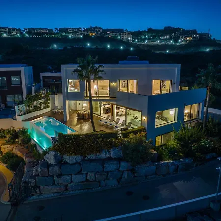 Vacation Marbella I Paraiso The View, Infinity Heated Pool, Sea View, 24-7 Security, Golf Courses *