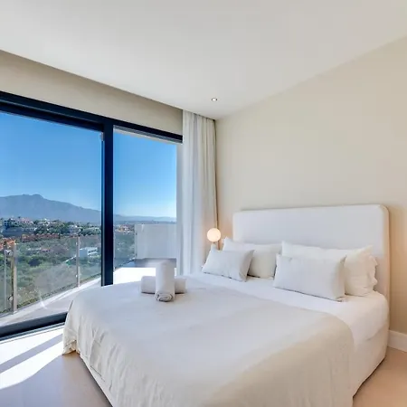 Vacation Marbella I Paraiso The View, Infinity Heated Pool, Sea View, 24-7 Security, Golf Courses Villa